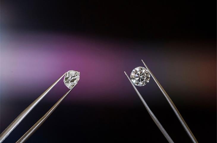 Elegant Timepieces: The Datejust Diamond Enigma